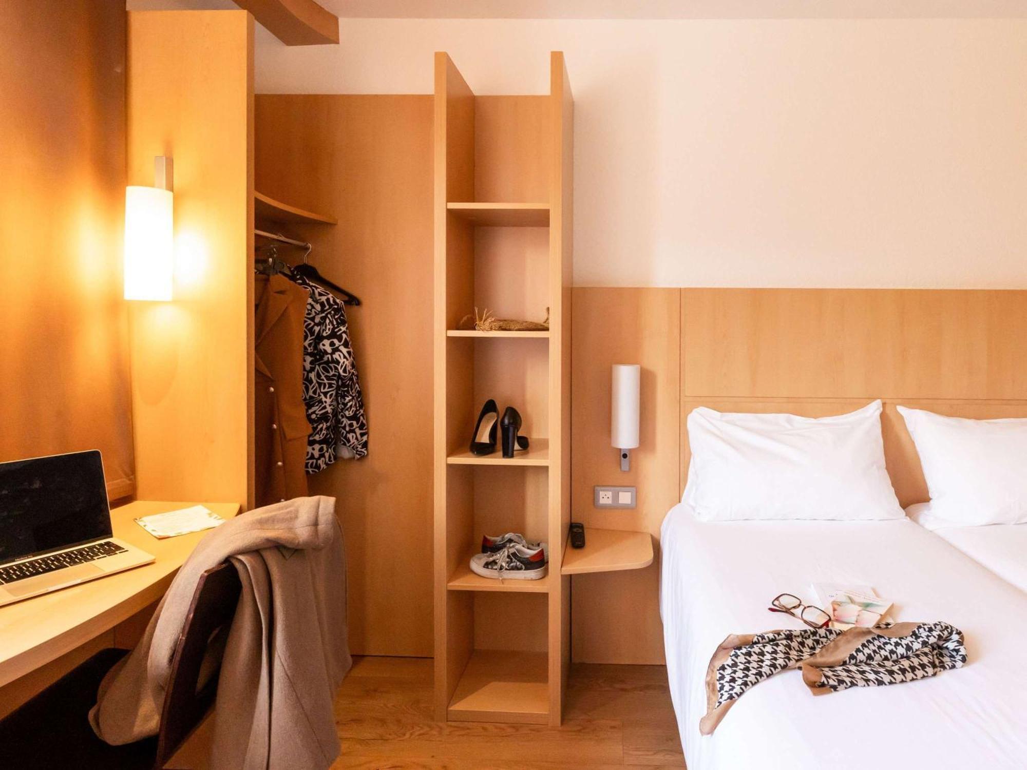 מלון Ibis Le Puy-En-Velay Centre מראה חיצוני תמונה