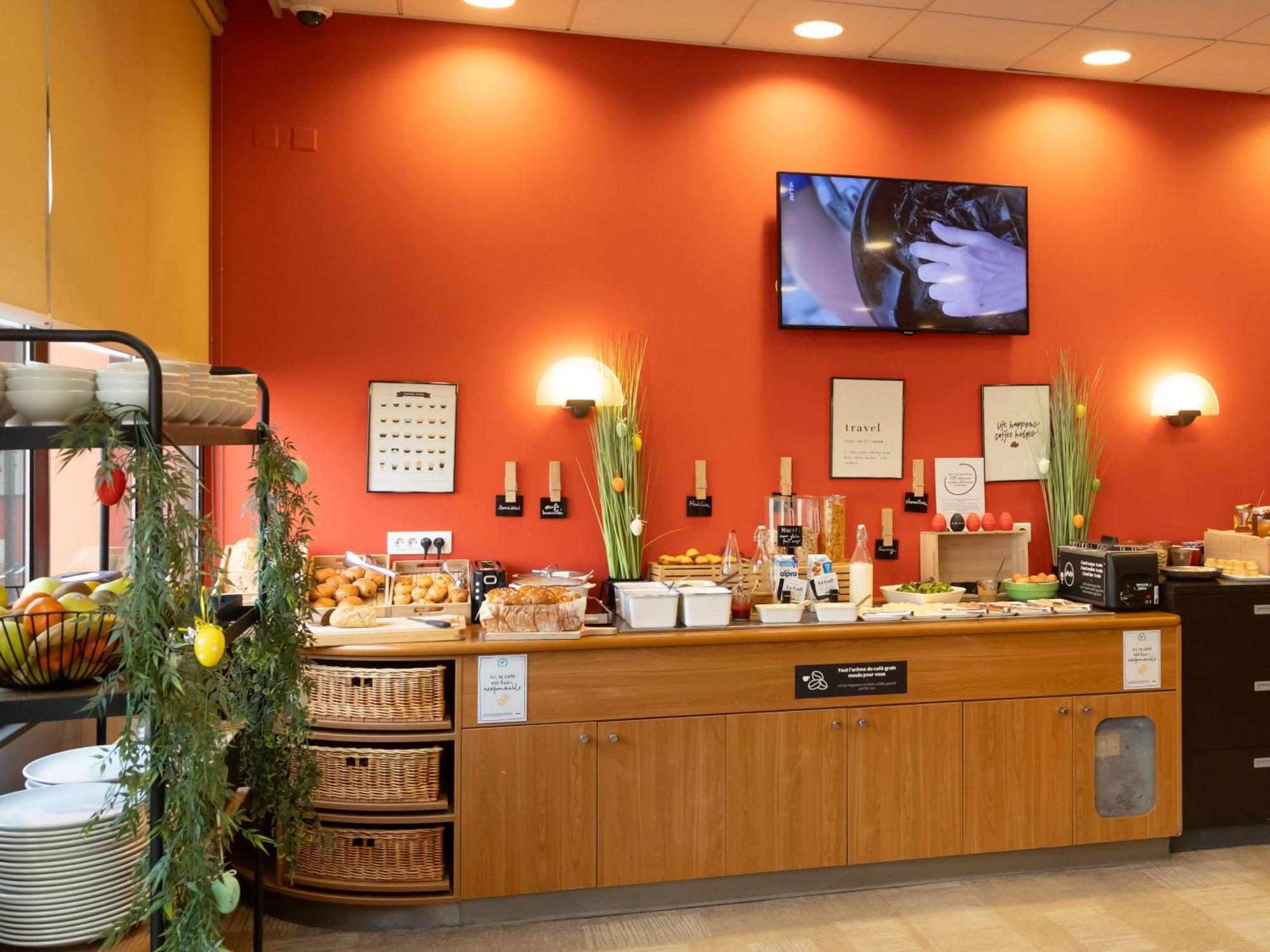 מלון Ibis Le Puy-En-Velay Centre מראה חיצוני תמונה